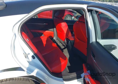 2020 Toyota Camry Xse z USA, uszkodzony, nr VIN 4T1K61AK1LU329330